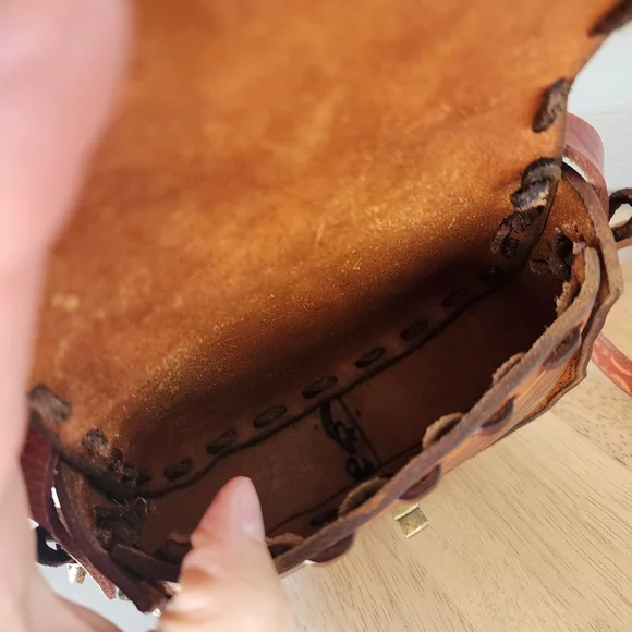 Handmade Leanna leather mini shoulder bag